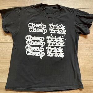 Vintage 1984 Cheap Trick  Concert Tour T Shirt Double Sided VNTG Sz S